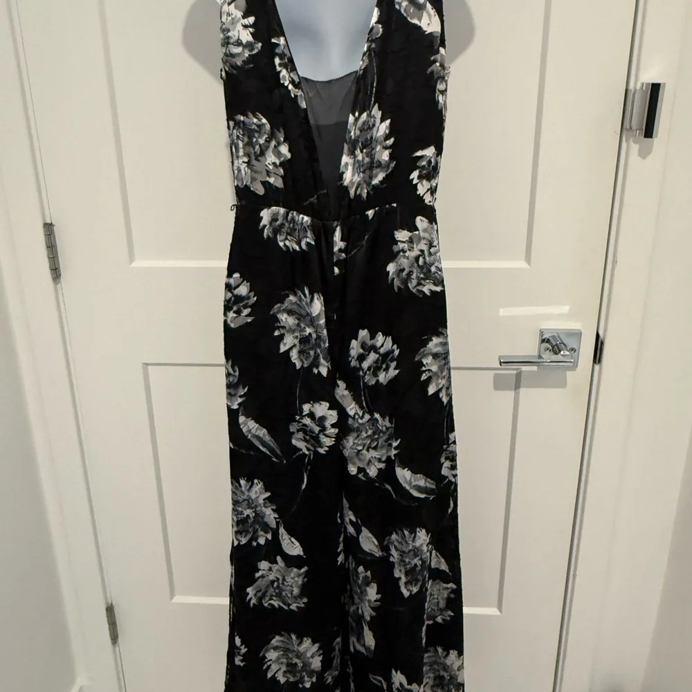 White House Black Market Black, Black and White Floral Velvet Wide leg Jumpsuit - Picture 3 of 4